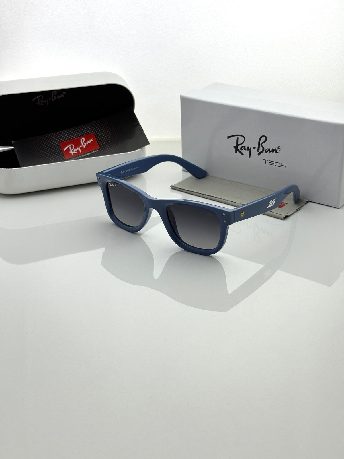 Ray ban Sunglass