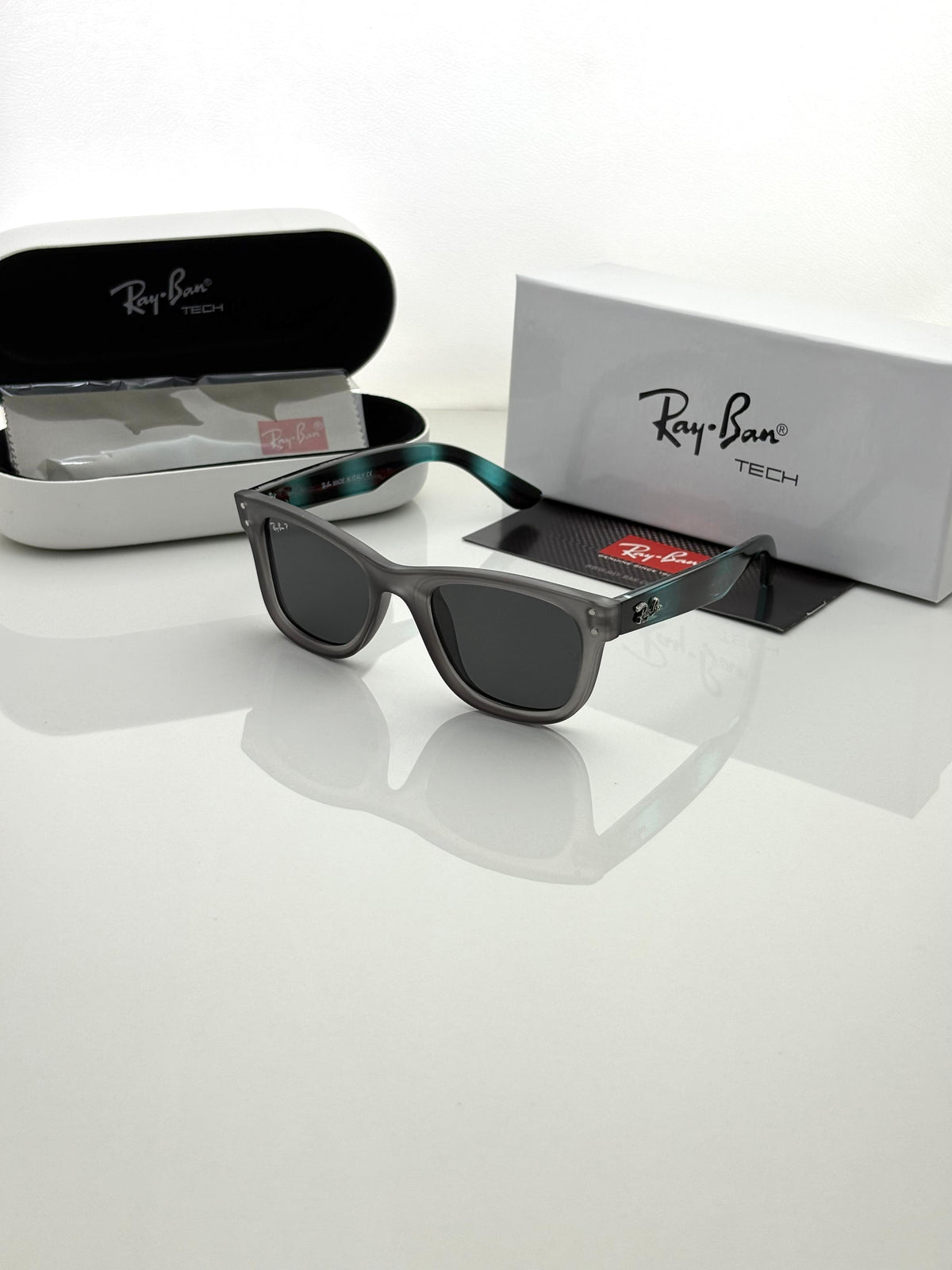 Ray Ban Sunglass